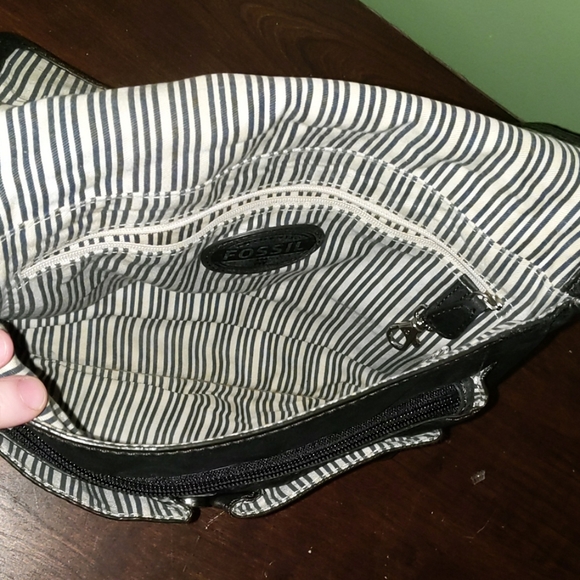 Fossil Leather Flap Crossbody - Picture 5 of 8